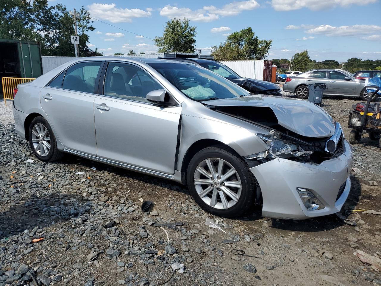 2013 Toyota Camry L - Фото 4