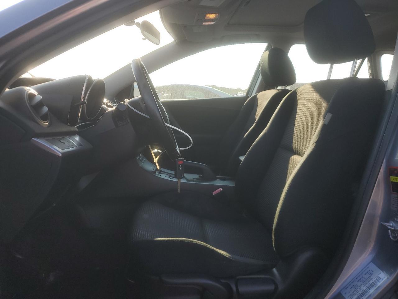 2012 Mazda 3 I - Image 7