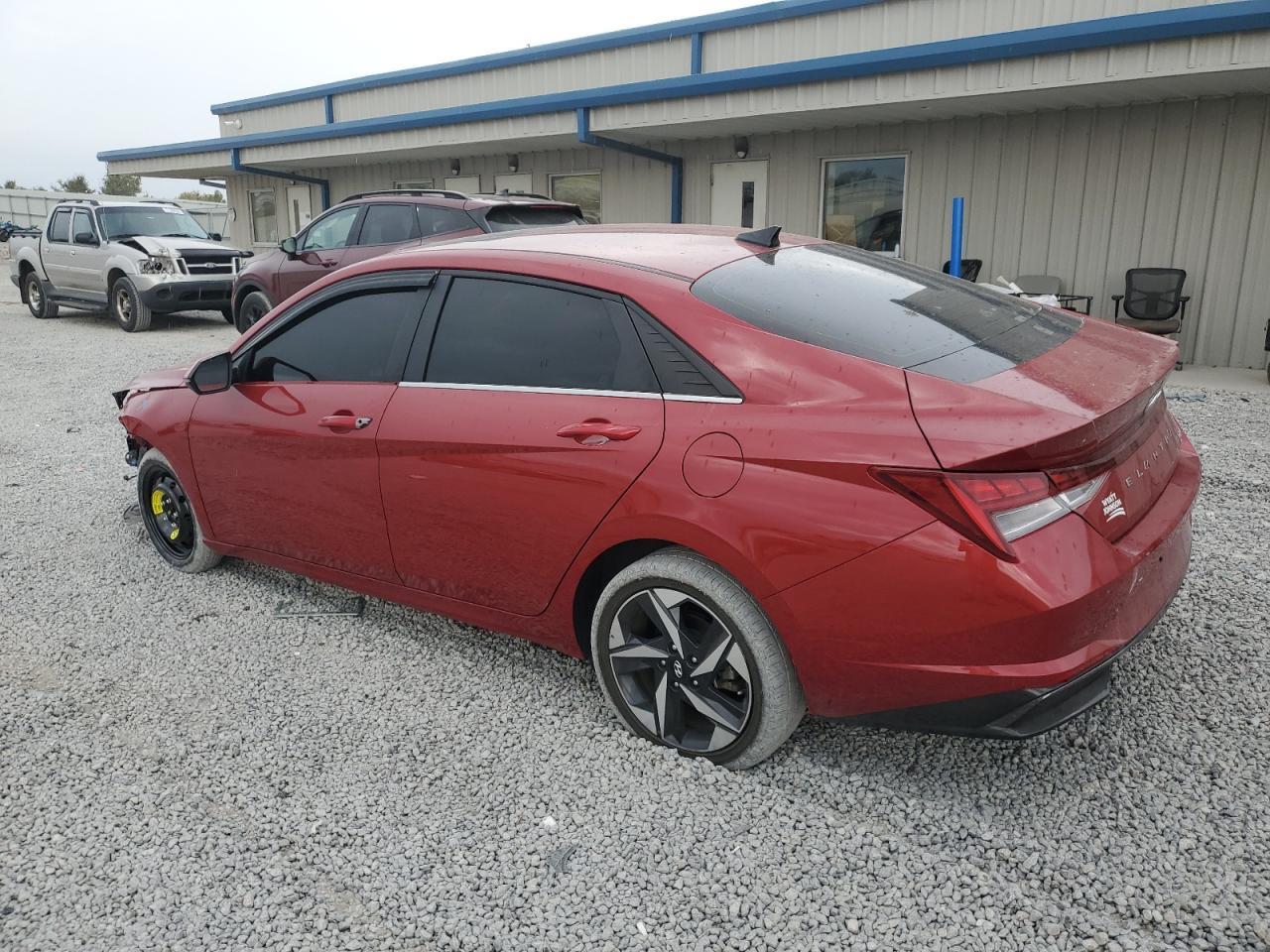 2023 Hyundai Elantra Limited - Фото 2