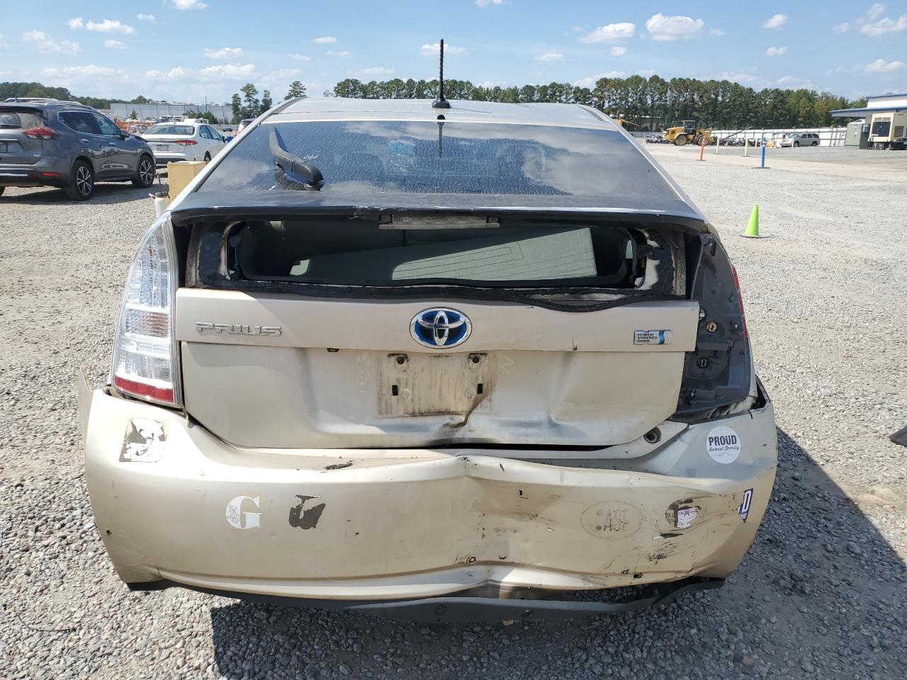 2010 Toyota Prius - Image 6