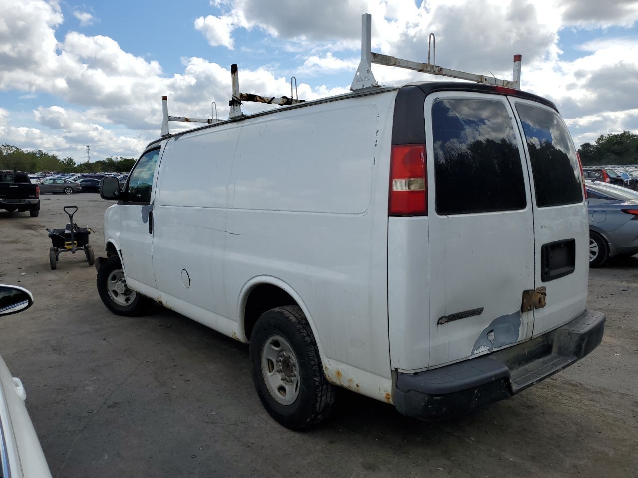 2007 Chevrolet Express G2500 - Фото 2