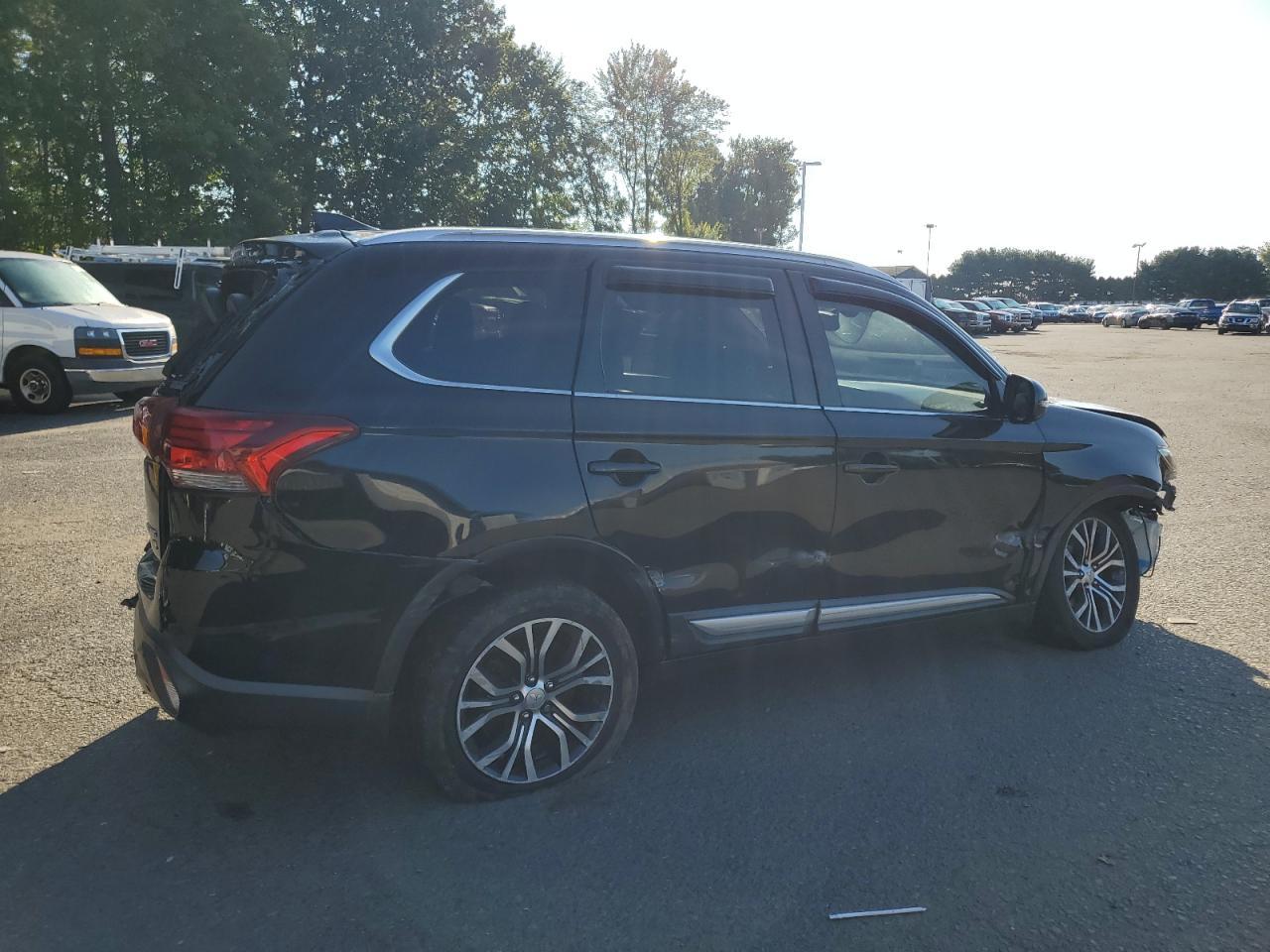 2018 Mitsubishi Outlander Se - Image 3