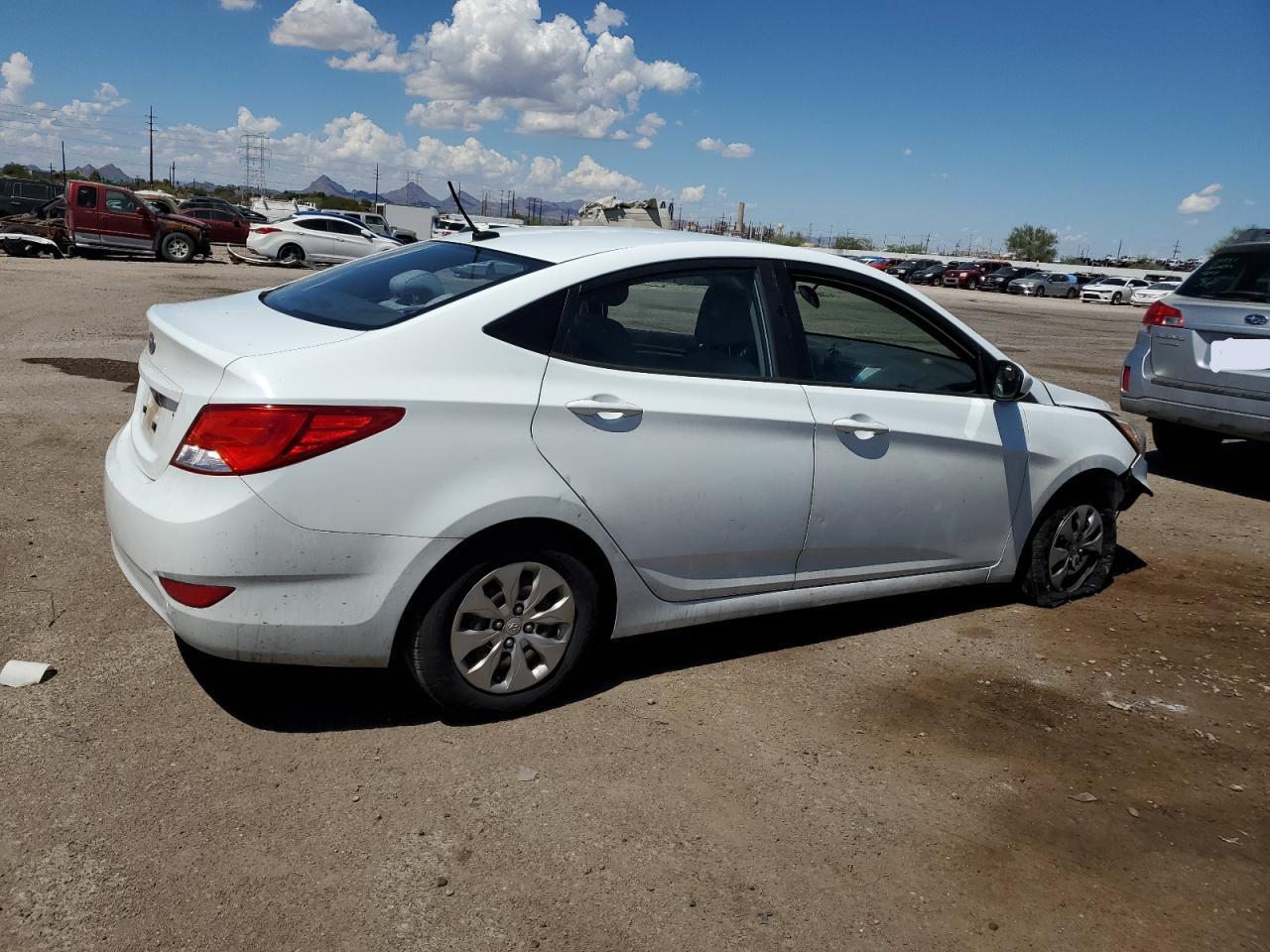 2015 Hyundai Accent Gls - Фото 3