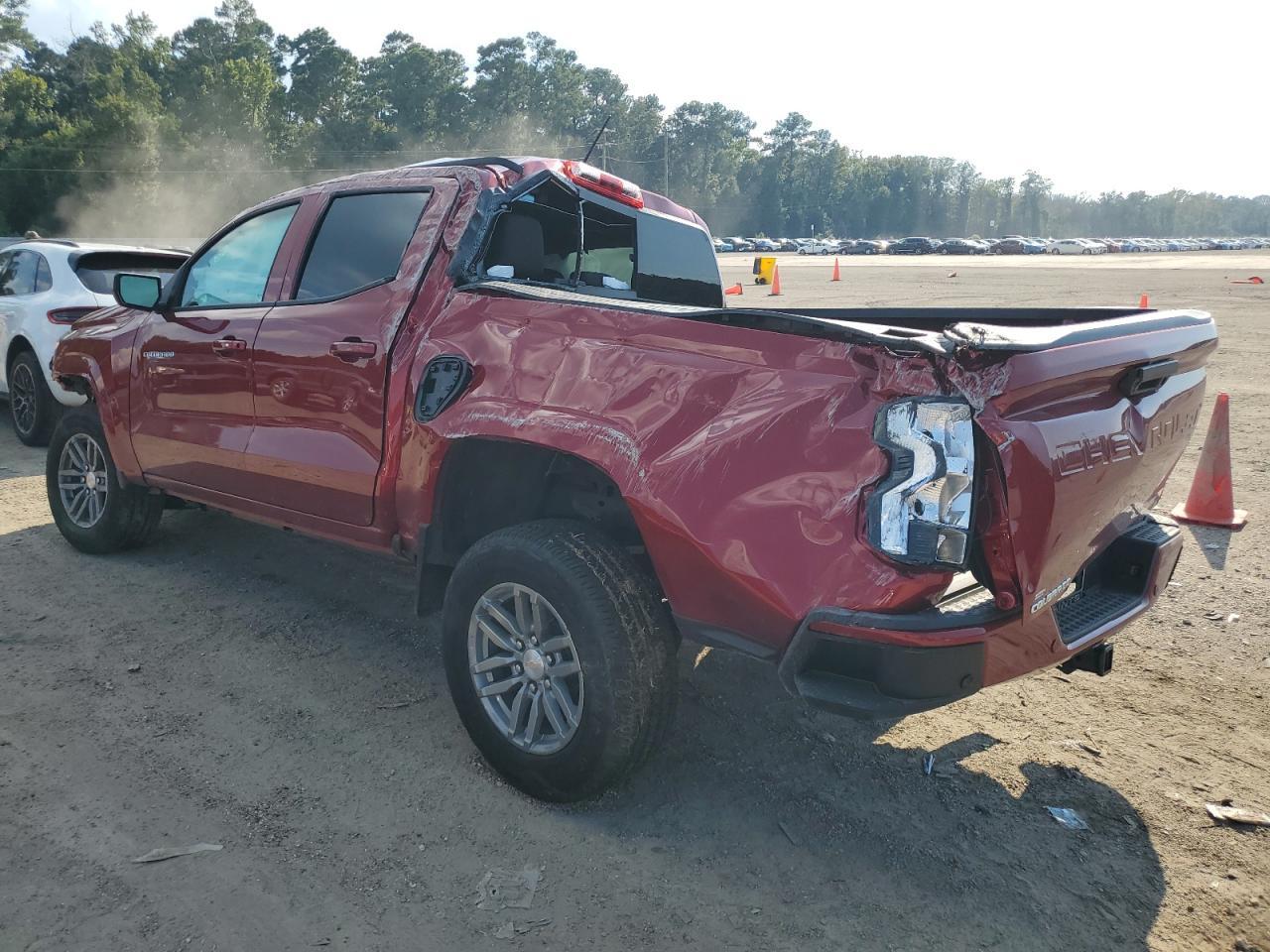 2025 Chevrolet Colorado Lt - Image 2