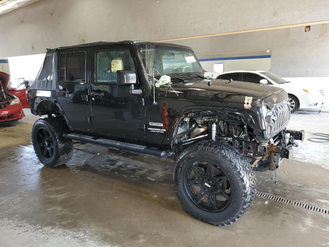 2015 Jeep Wrangler Unlimited Sport - Фото 4