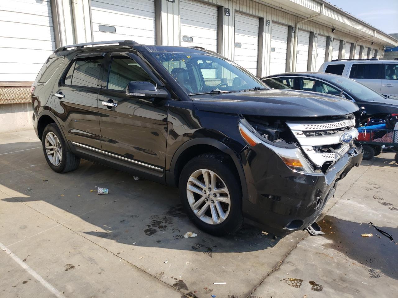 2015 Ford Explorer X - Фото 4