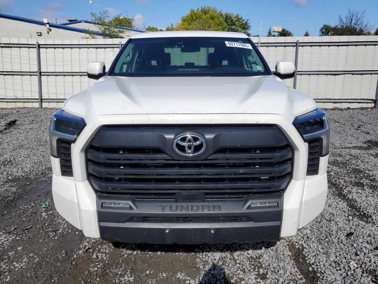 2024 Toyota Tundra Crewmax Sr - Image 5