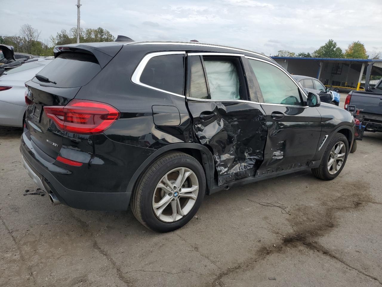 2020 BMW X3 Sdrive30I - Фото 3