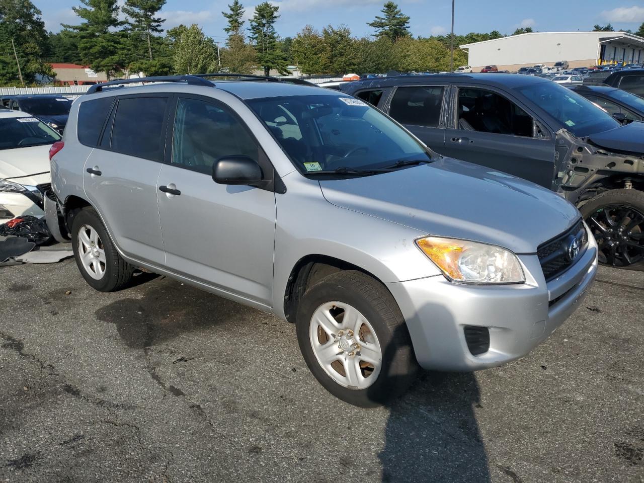 2011 Toyota Rav4 - Image 4