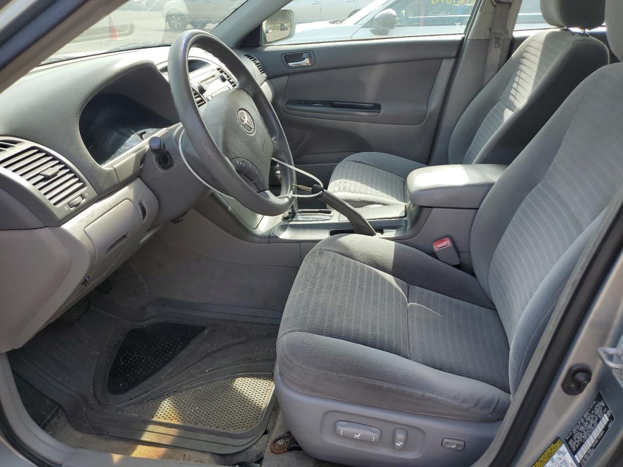 2005 Toyota Camry Le - Image 7