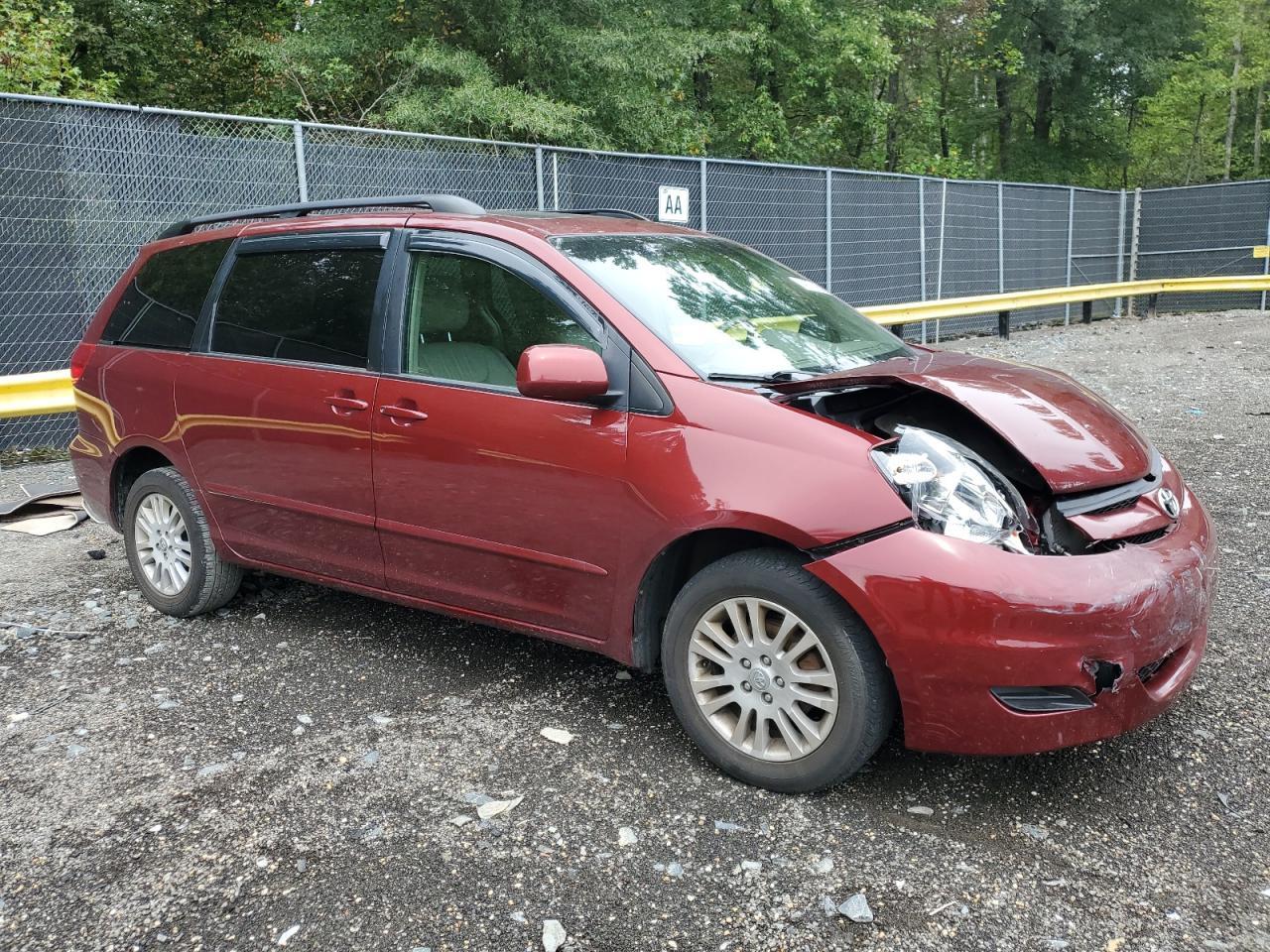 2010 Toyota Sienna Xle - Фото 4