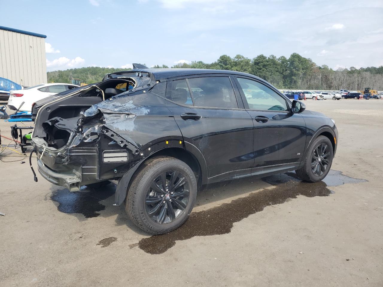2025 Buick Envista Sport Touring - Image 3