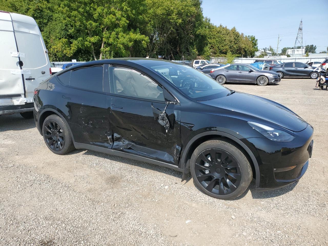 2023 Tesla Model Y - Image 4