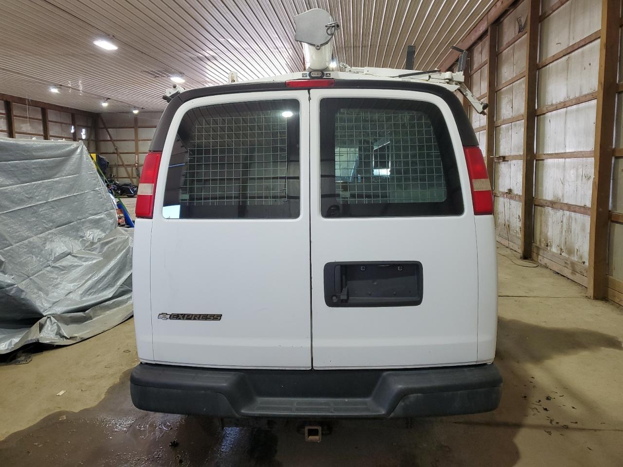 2013 Chevrolet Express G2500 - Фото 6