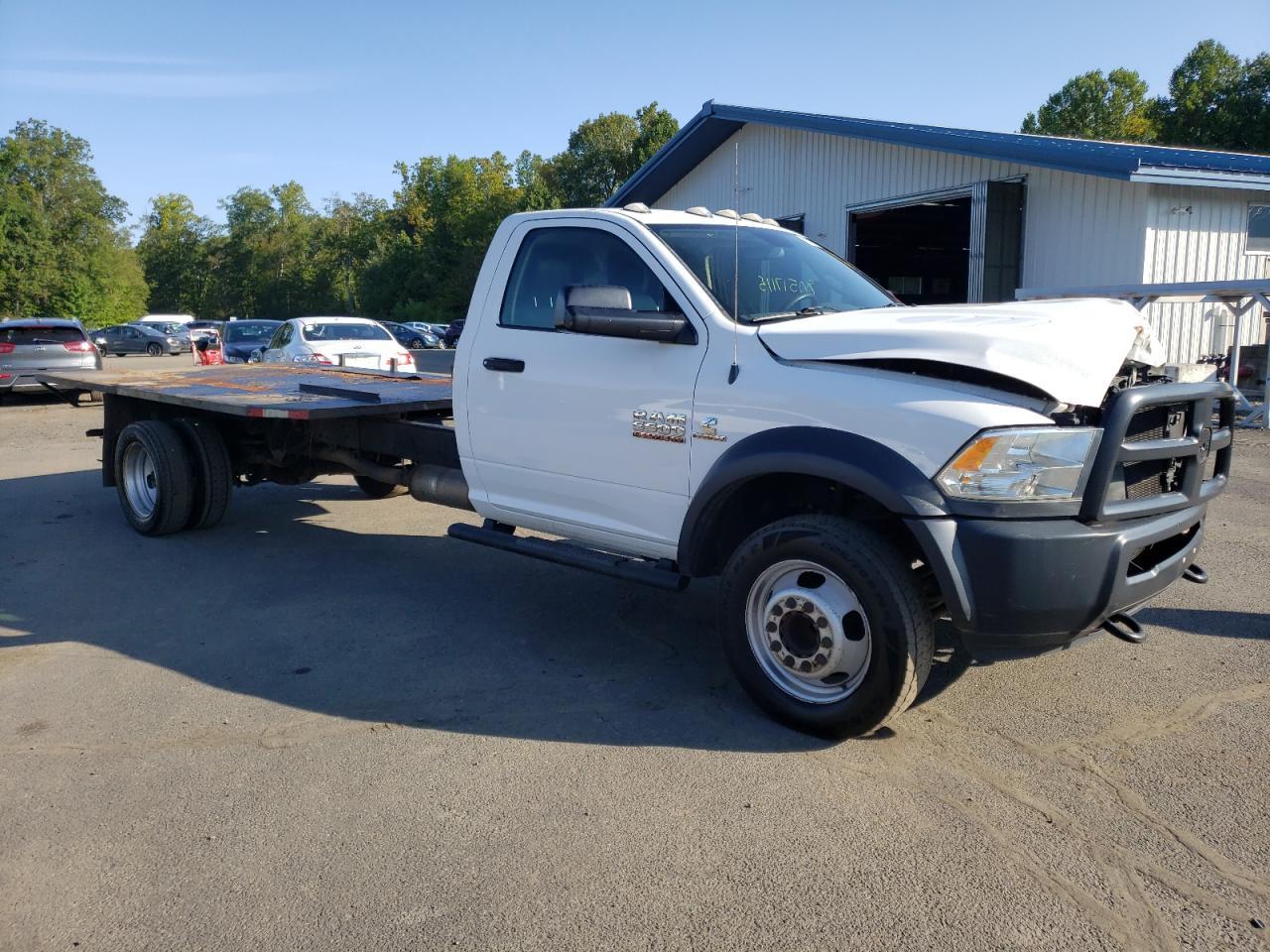 2016 Ram 5500 - Image 4