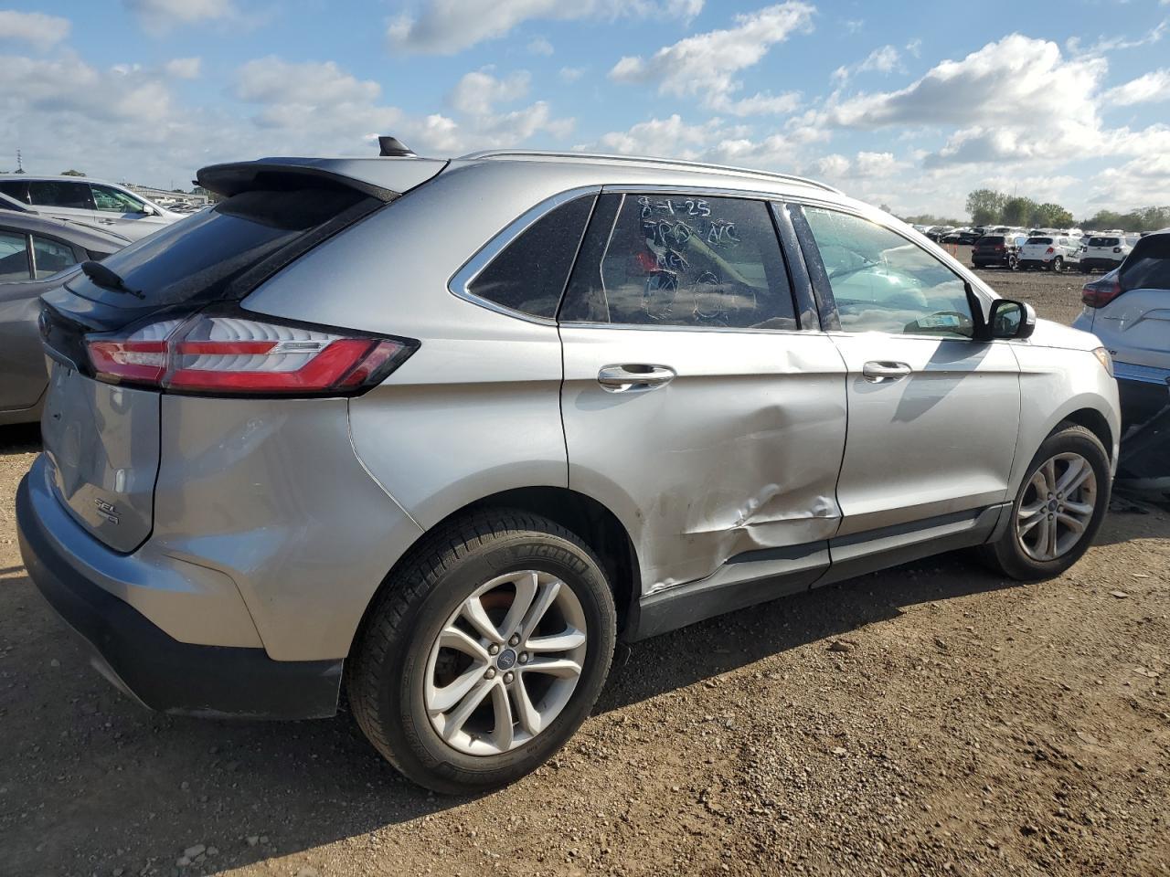 2020 Ford Edge Sel - Фото 3