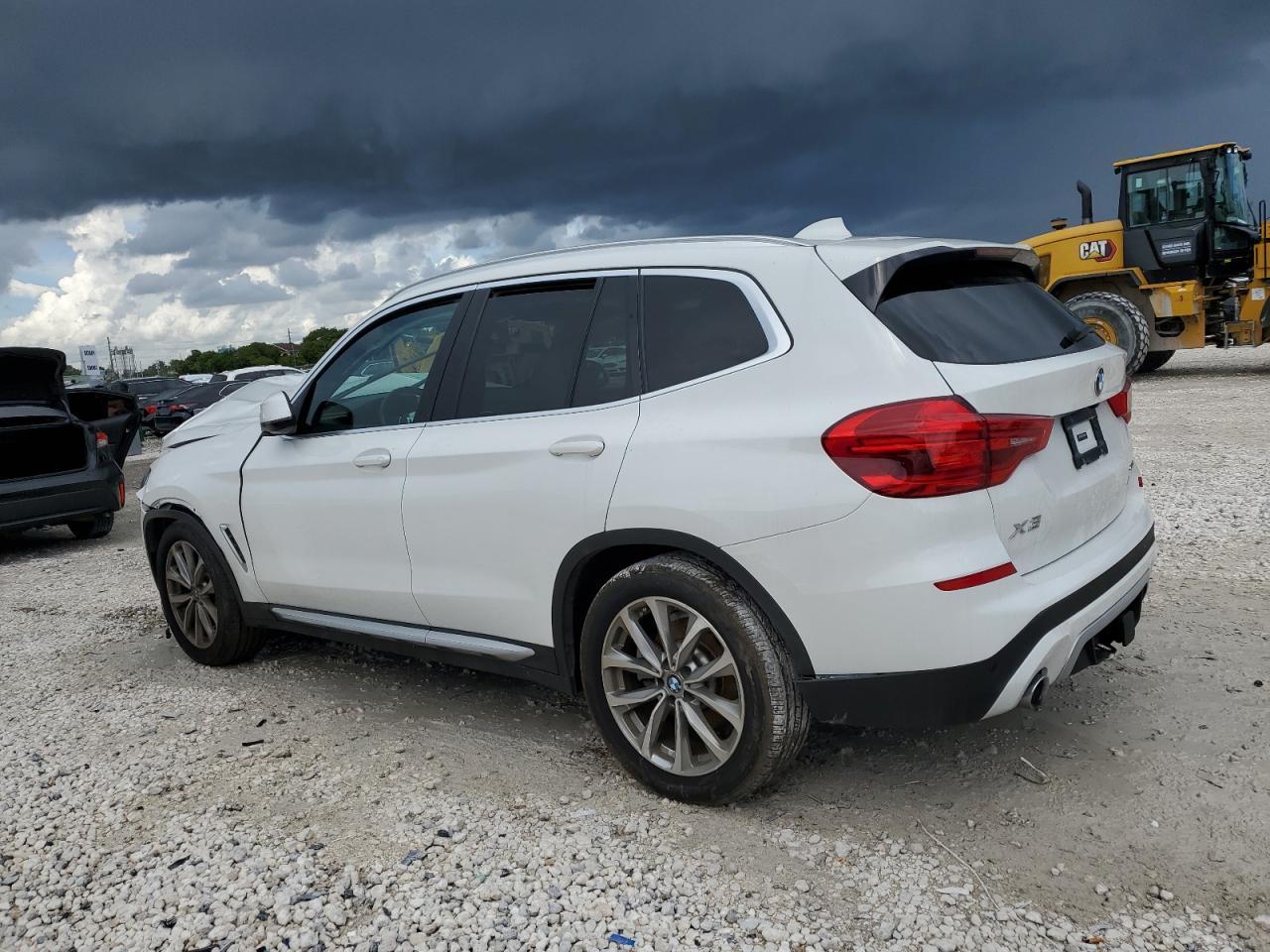 2019 BMW X3 Sdrive30I - Фото 2