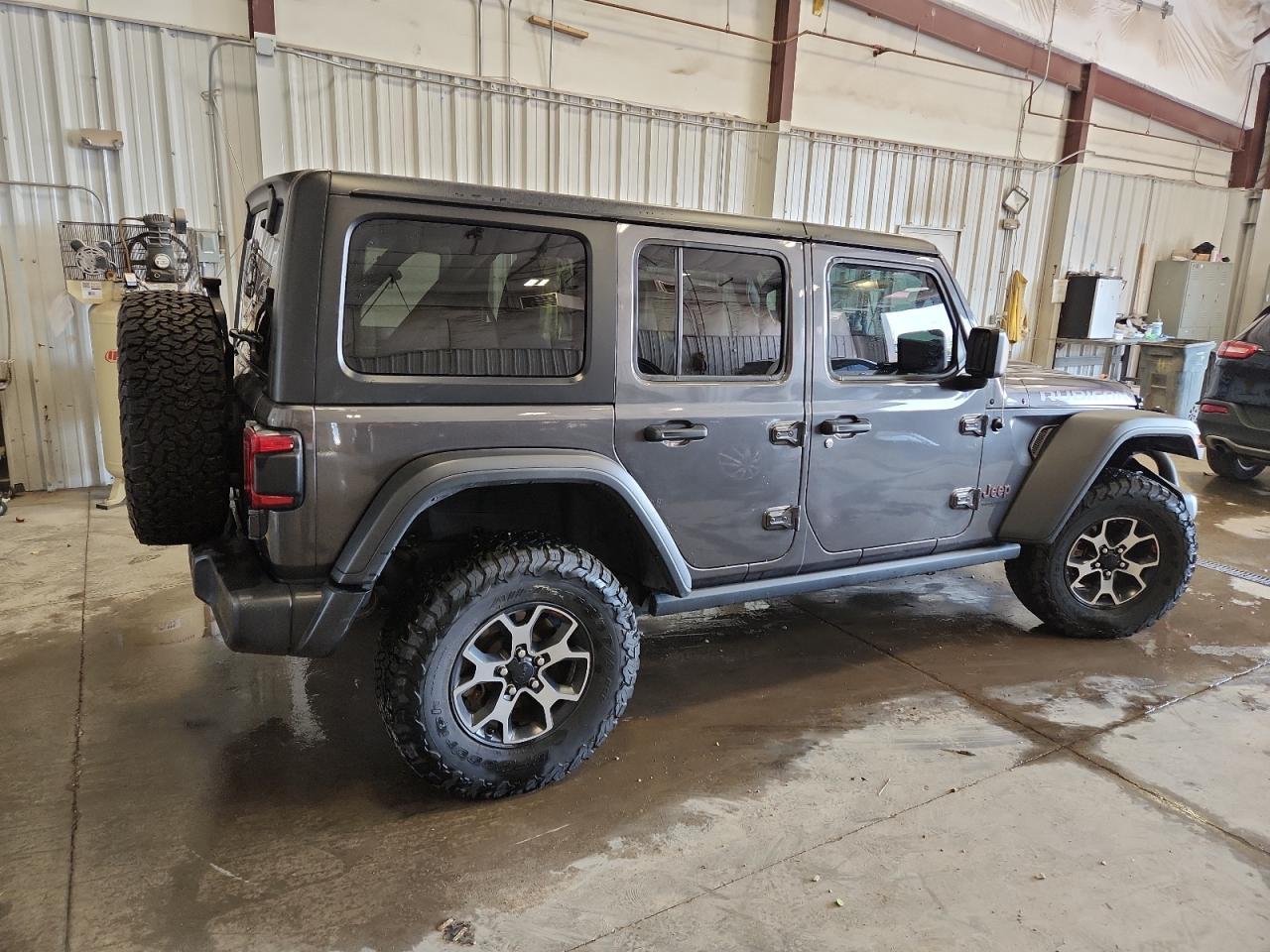 2019 Jeep Wrangler Unlimited Rubicon - Image 3