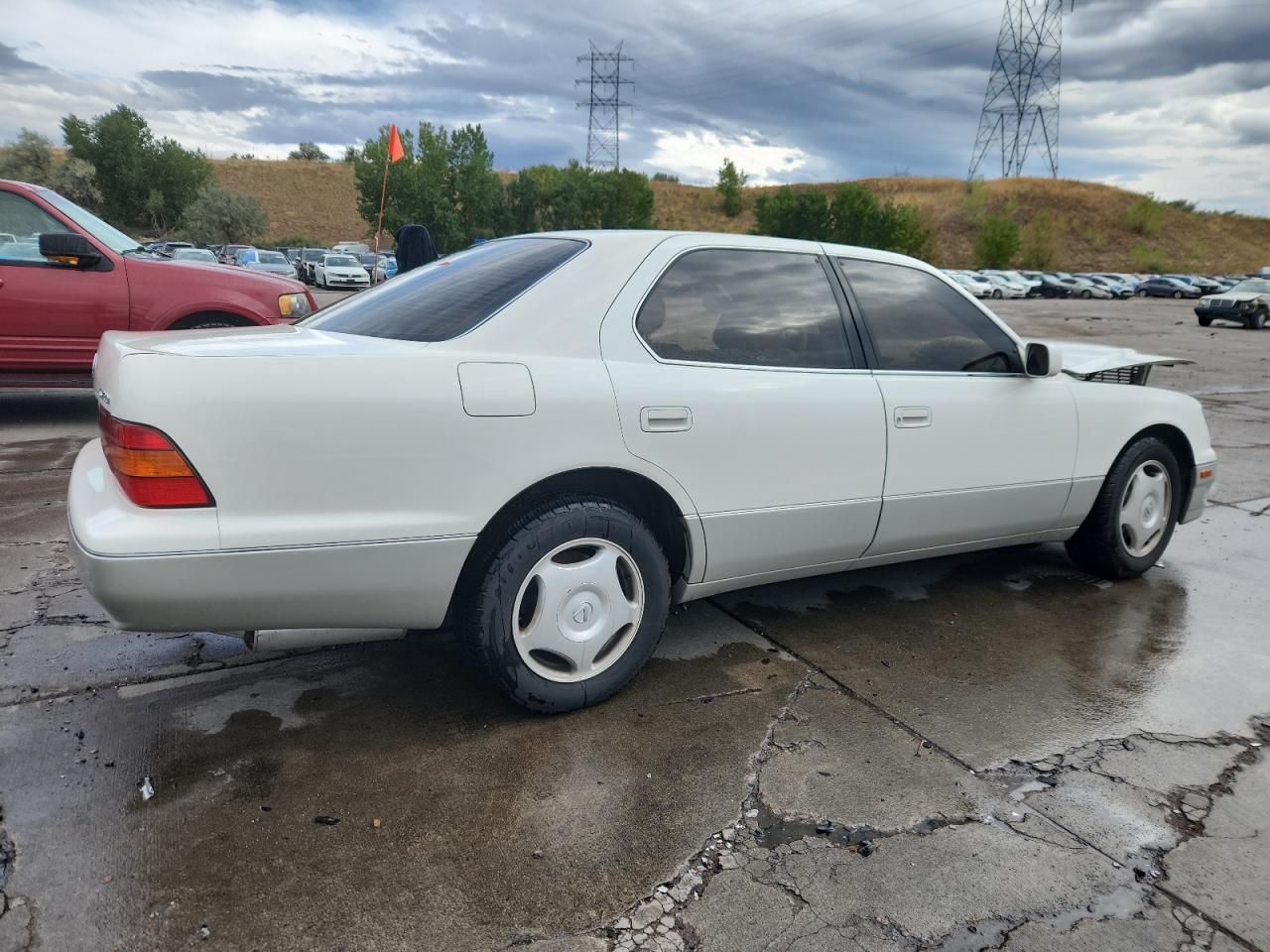 1998 Lexus Ls 400 - Image 3