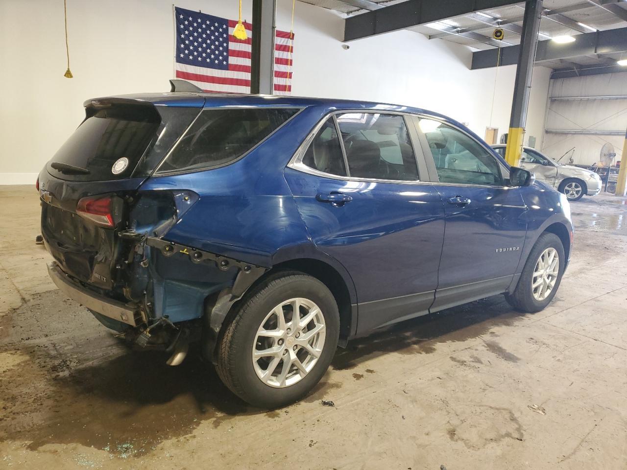 2022 Chevrolet Equinox Lt - Фото 3