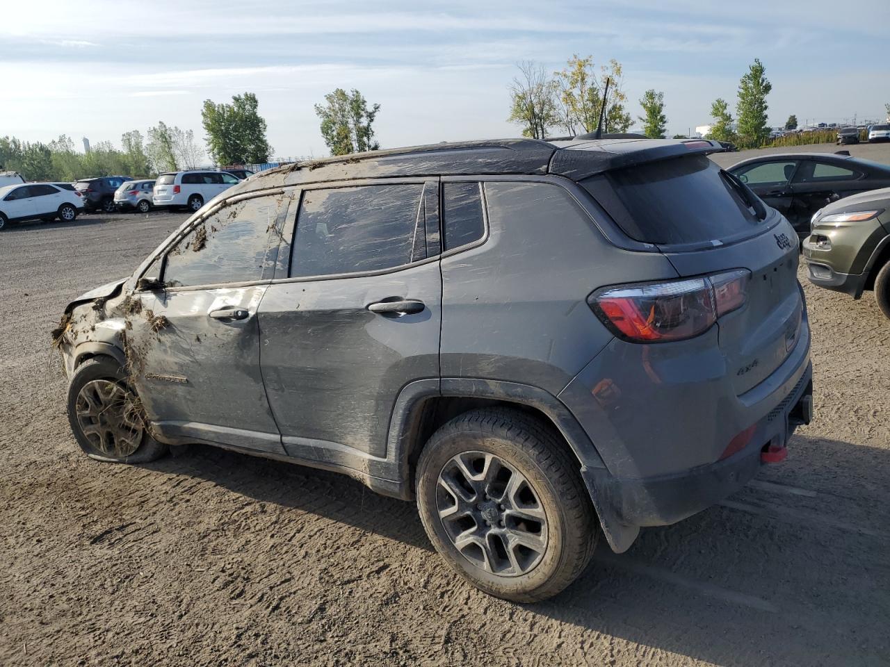2021 Jeep Compass Trailhawk - Фото 2
