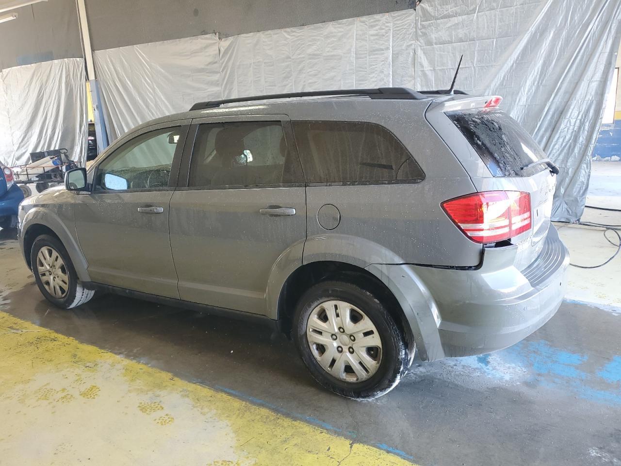 2020 Dodge Journey Se - Фото 2