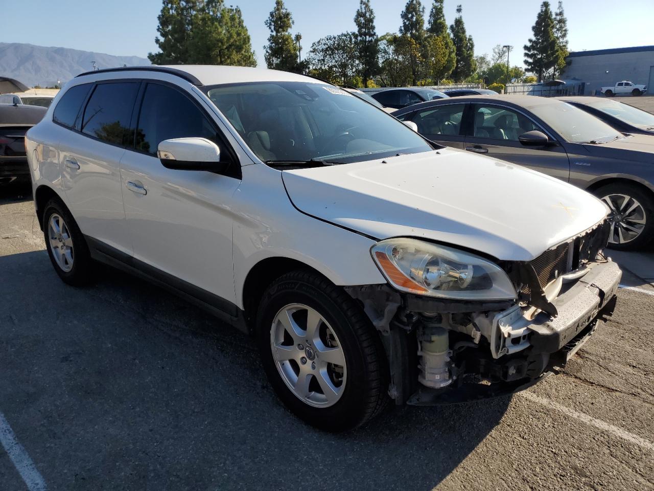 2012 Volvo Xc60 3.2 - Image 4