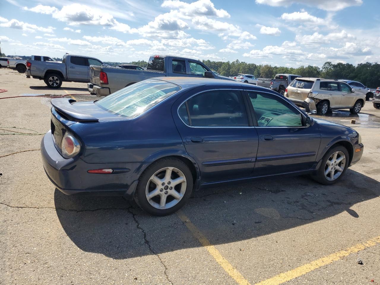 2002 Nissan Maxima Gle - Image 3