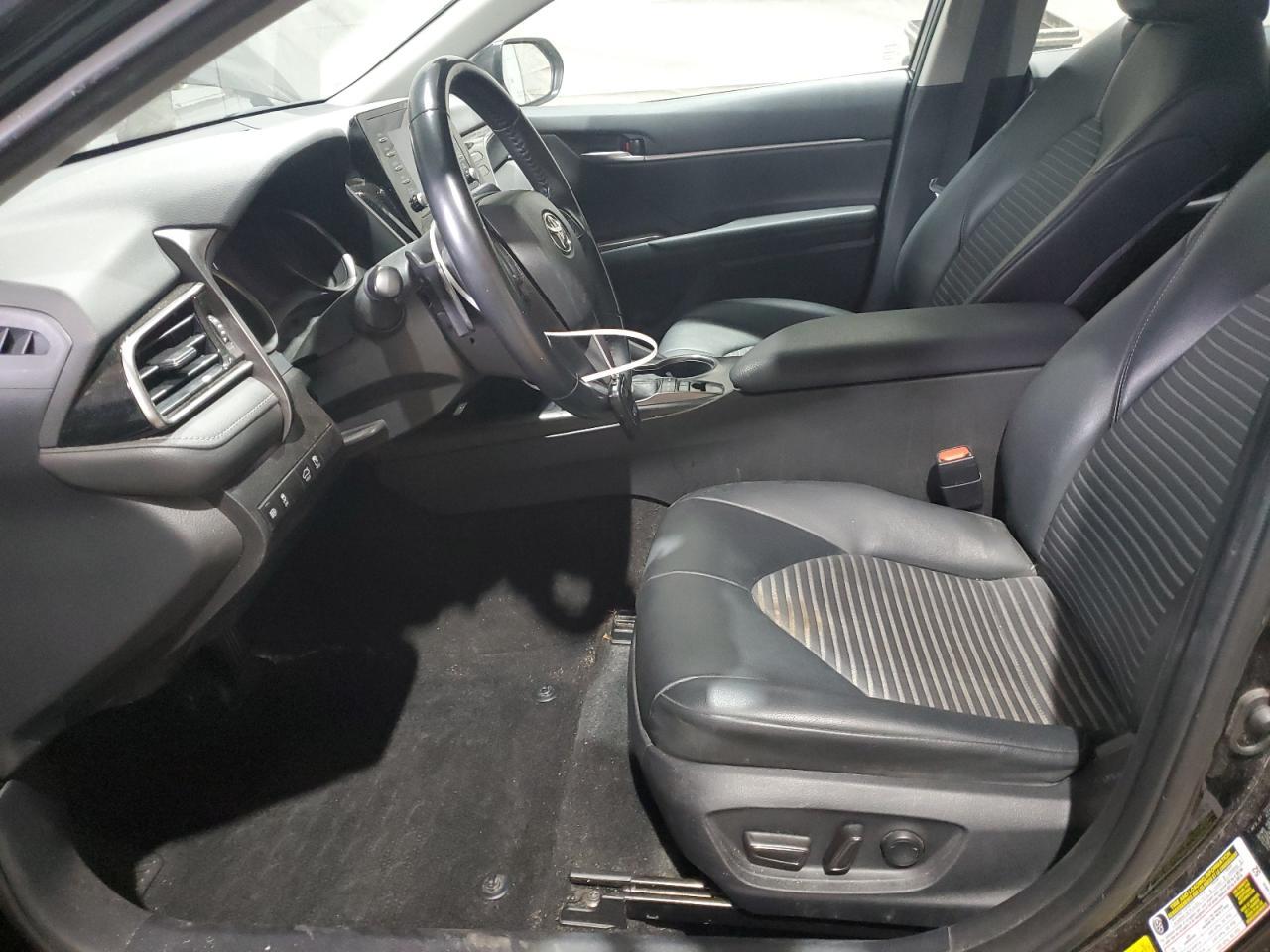 2024 Toyota Camry Hybrid Se - Фото 7