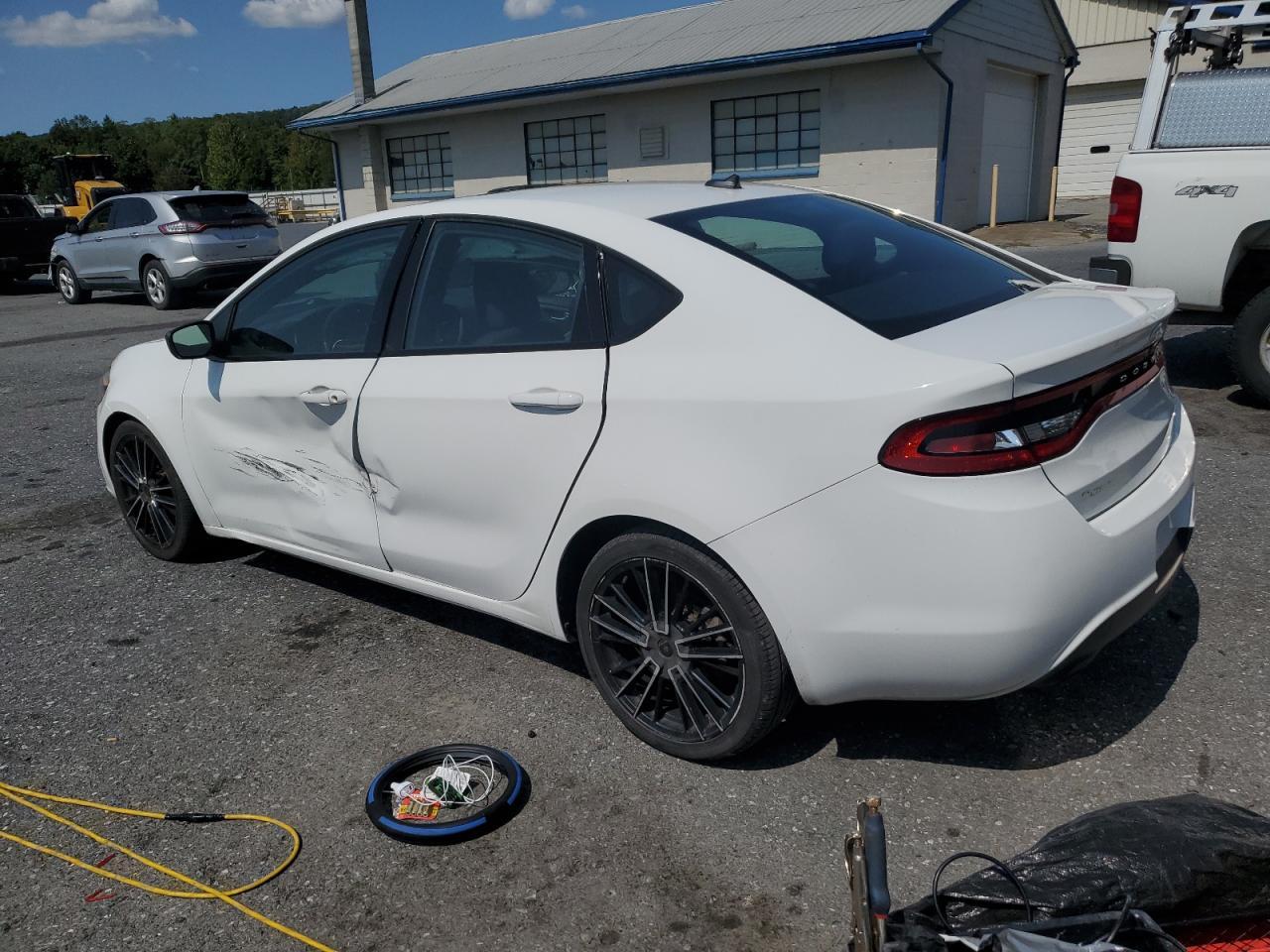 2015 Dodge Dart Sxt - Фото 2