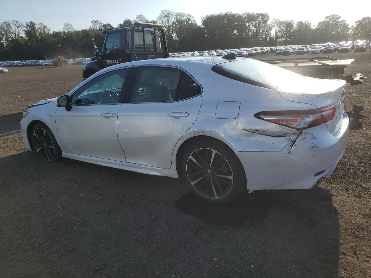 2018 Toyota Camry Xse - Фото 2