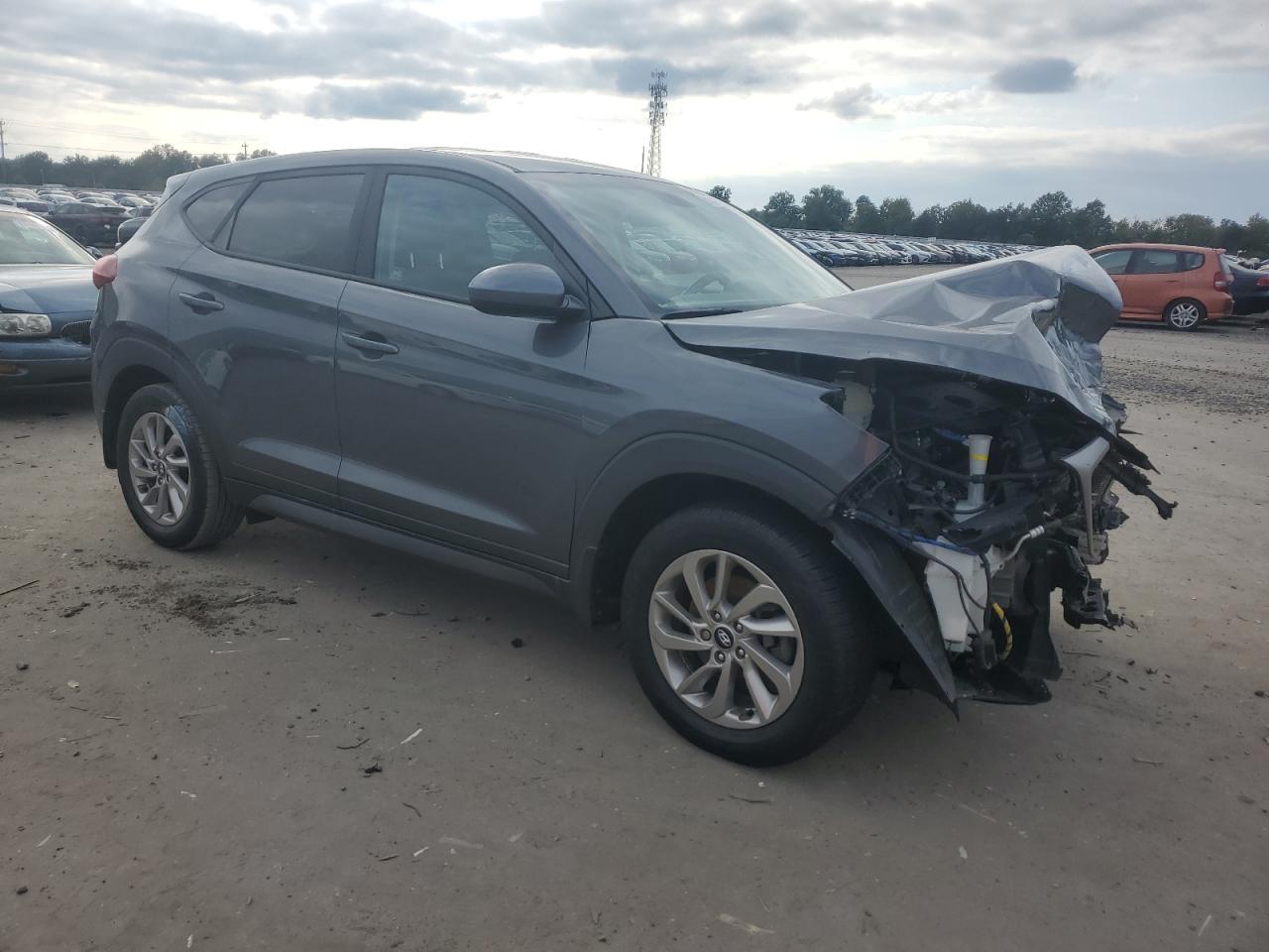 2017 Hyundai Tucson Se - Фото 4