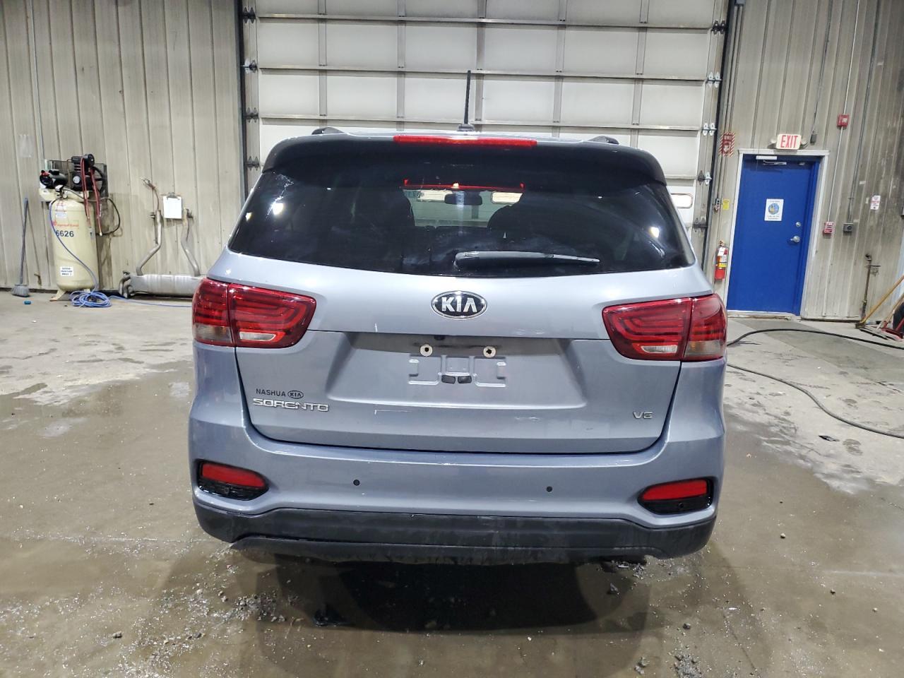 2020 Kia Sorento S - Image 6