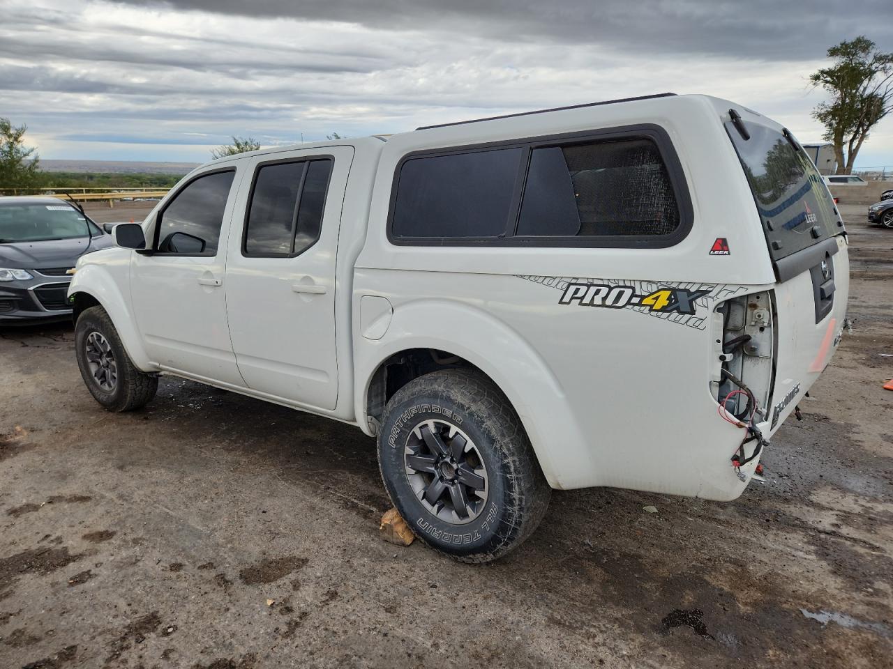 2016 Nissan Frontier S - Image 2