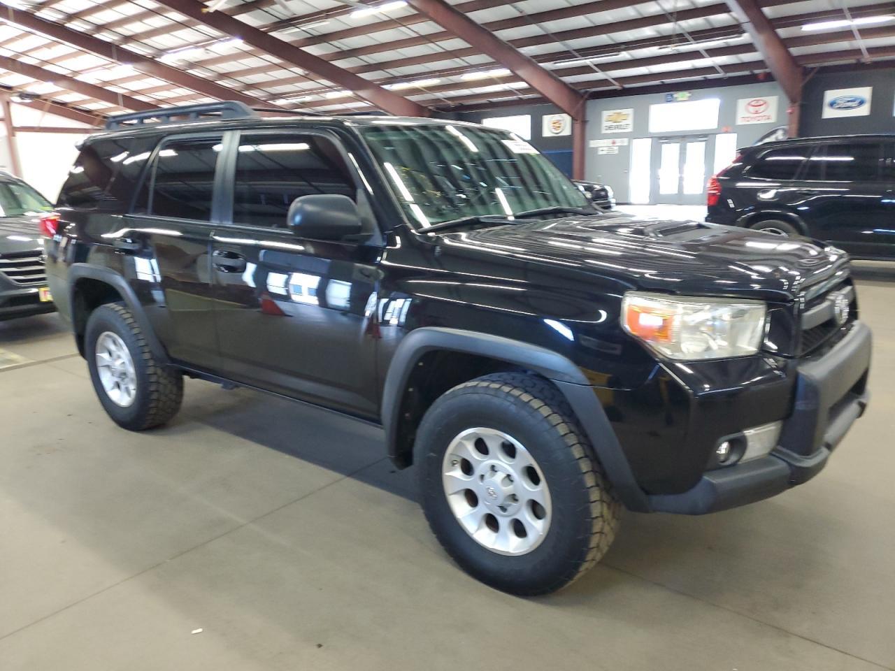 2013 Toyota 4Runner Sr5 - Image 4