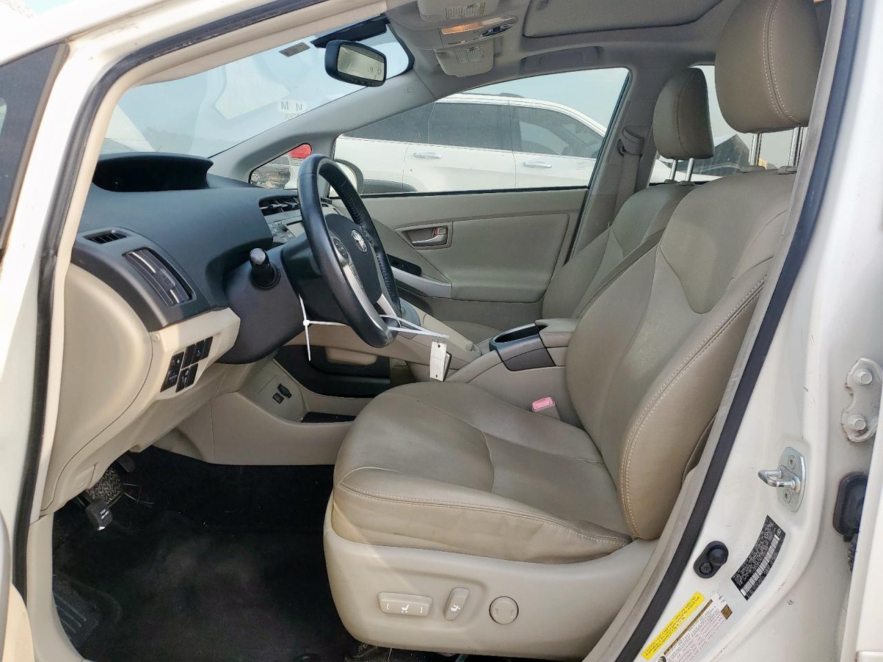 2013 Toyota Prius - Фото 7