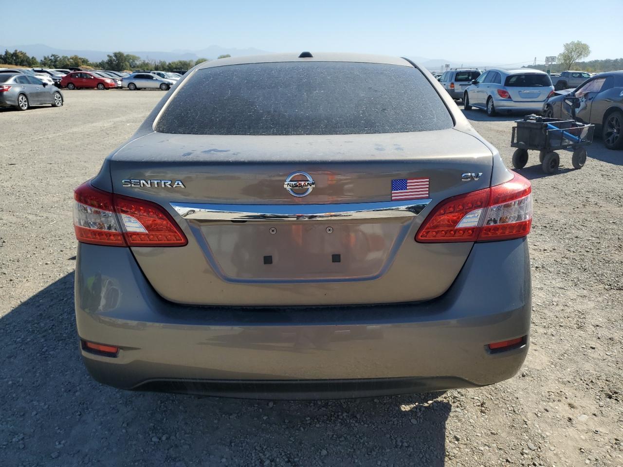 2015 Nissan Sentra S - Фото 6