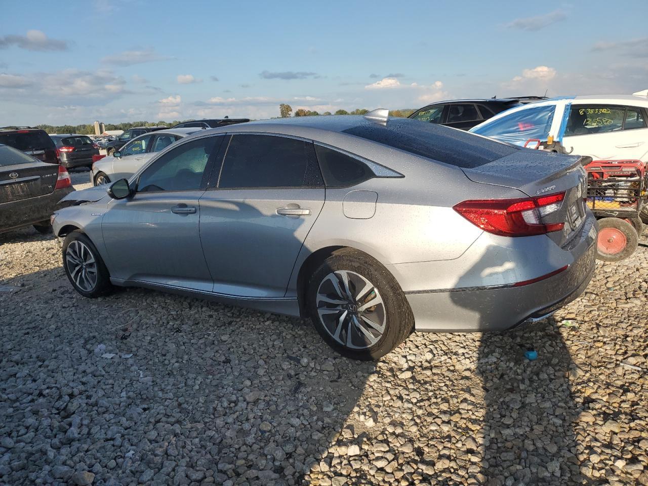 2018 Honda Accord Hybrid Exl - Image 2