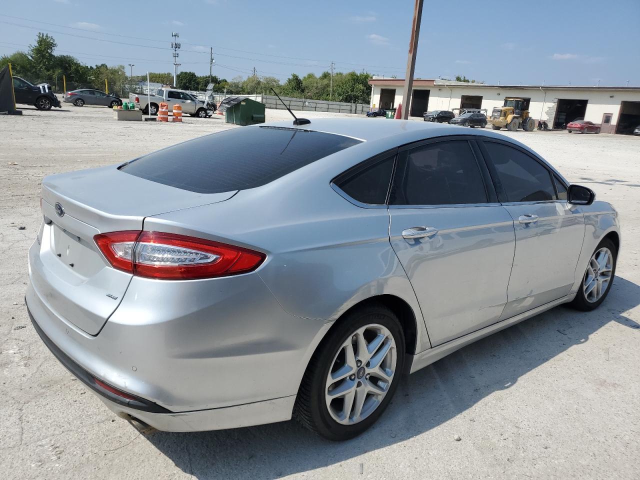 2014 Ford Fusion Se - Фото 3