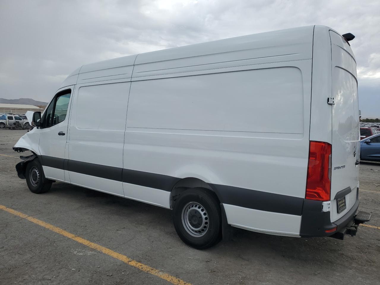 2024 Mercedes-Benz Sprinter 2500 - Фото 2