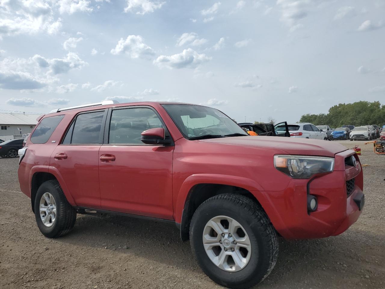 2014 Toyota 4Runner Sr5 - Image 4