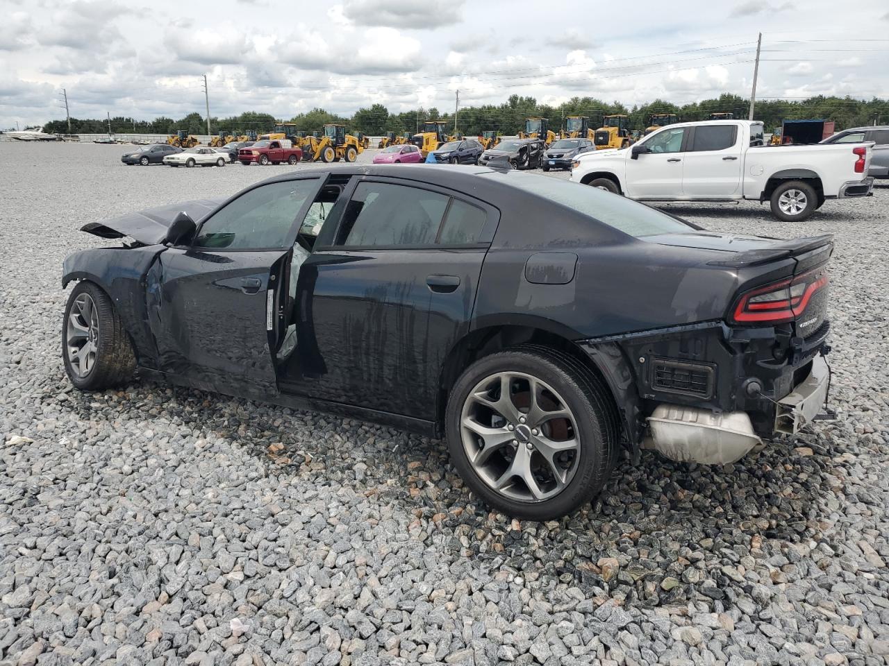2015 Dodge Charger Sxt - Фото 2