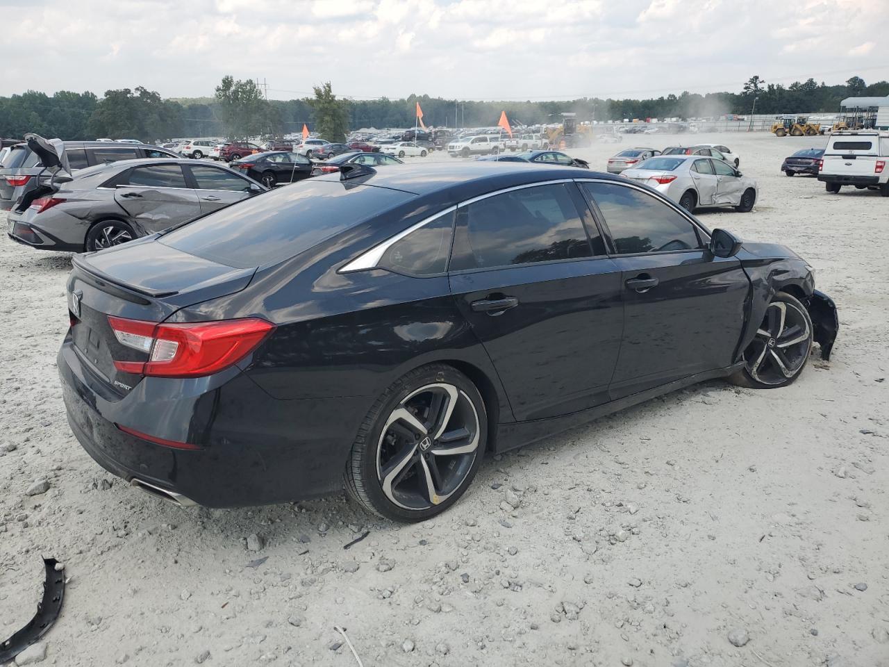 2022 Honda Accord Sport - Фото 3