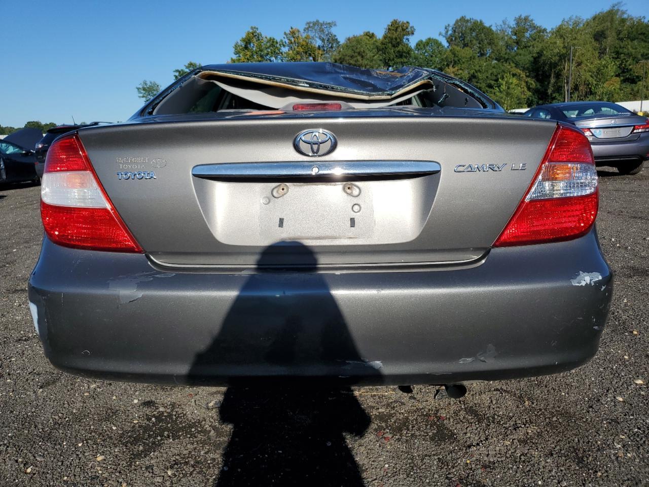 2002 Toyota Camry Le - Фото 6