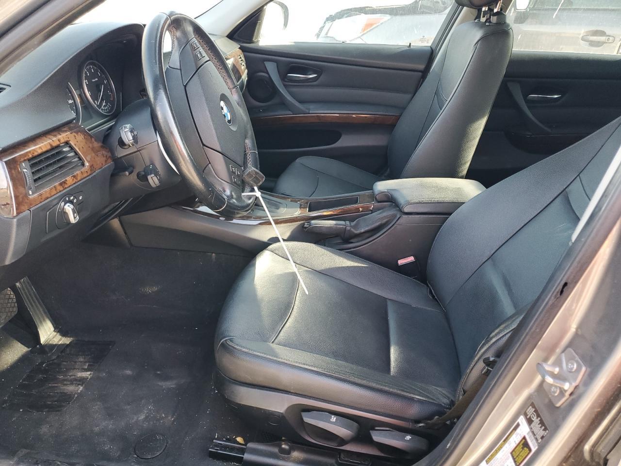 2011 BMW 328 I - Image 7