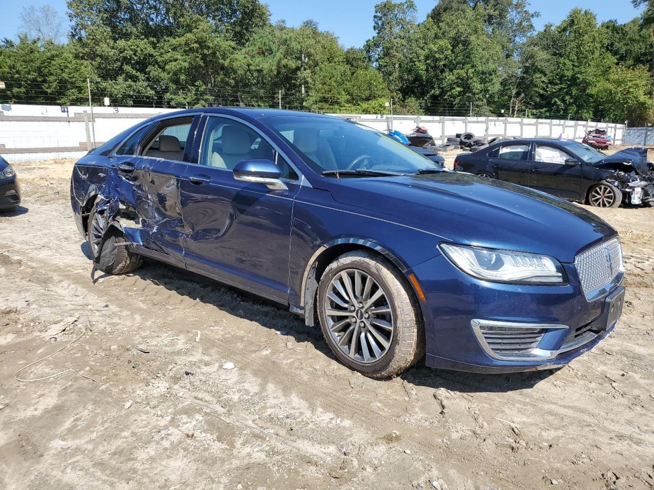 2017 Lincoln Mkz Select - Image 4