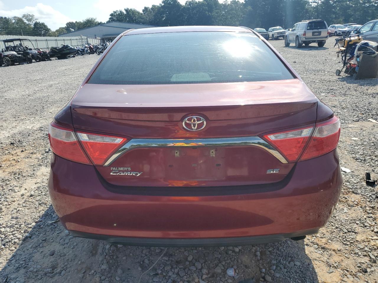 2017 Toyota Camry Le - Фото 6