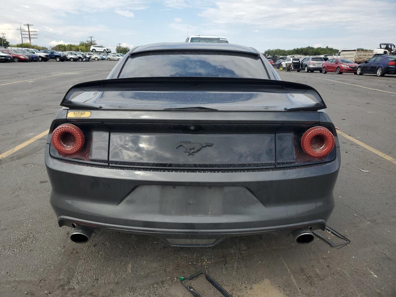 2017 Ford Mustang - Фото 6