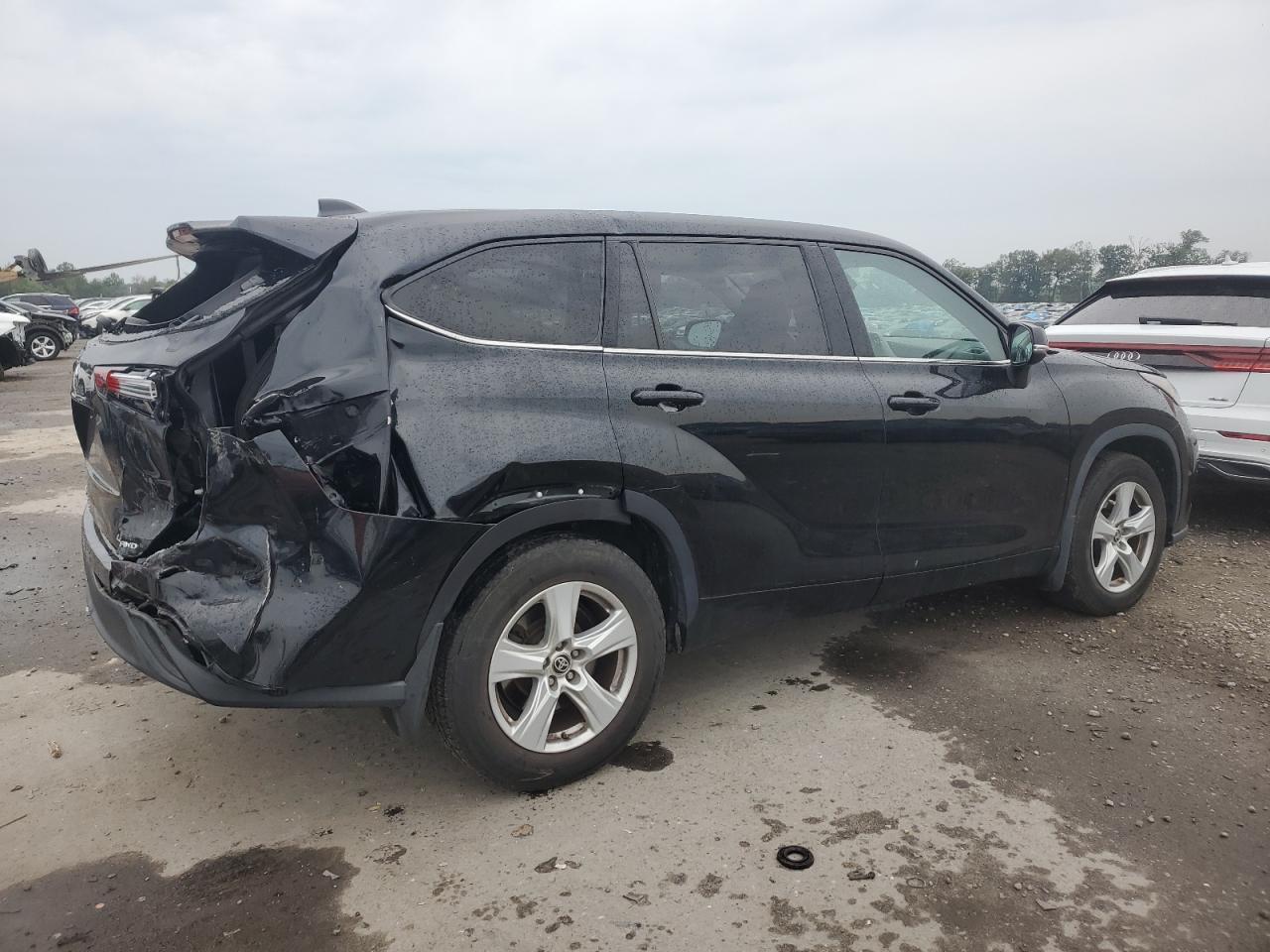 2021 Toyota Highlander L - Фото 3