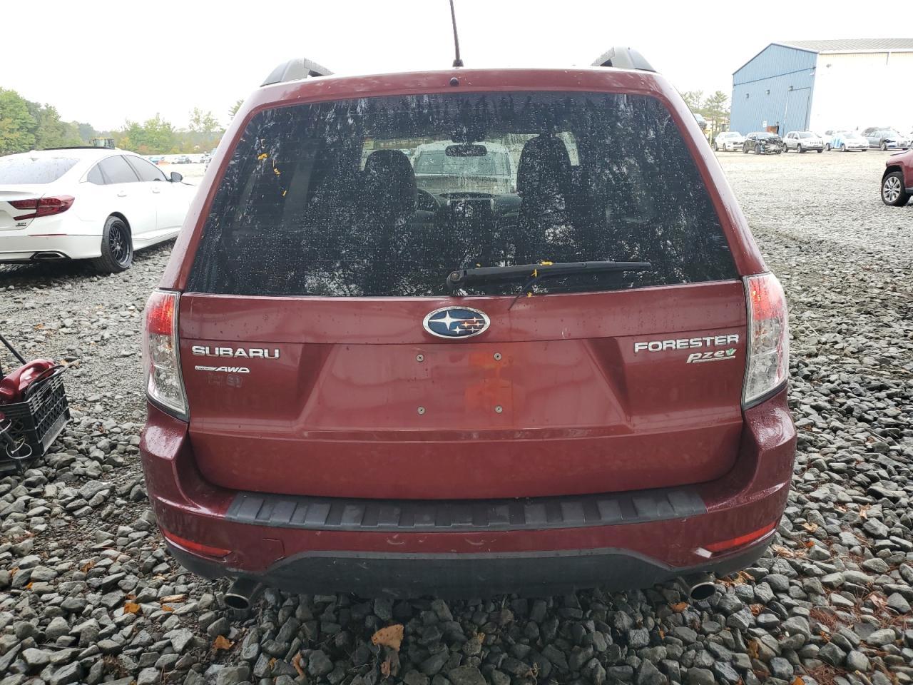 2012 Subaru Forester 2.5X - Фото 6